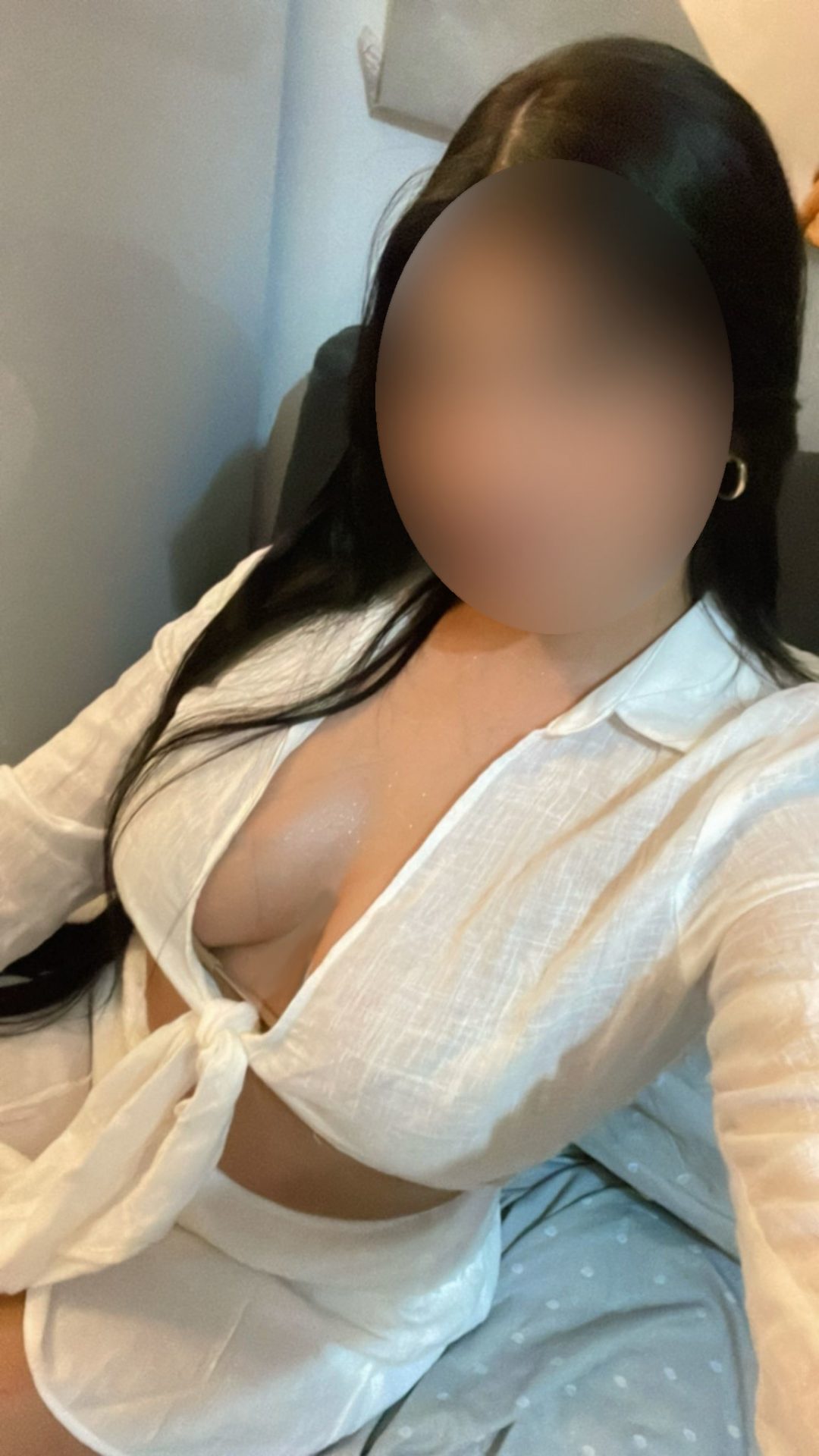 Molly preciosa escort venezolana