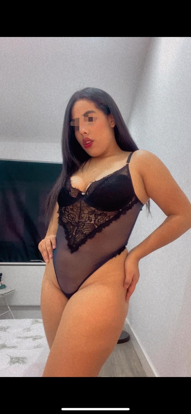 KIM JOVENCITA COLOMBIANA MORBOSA