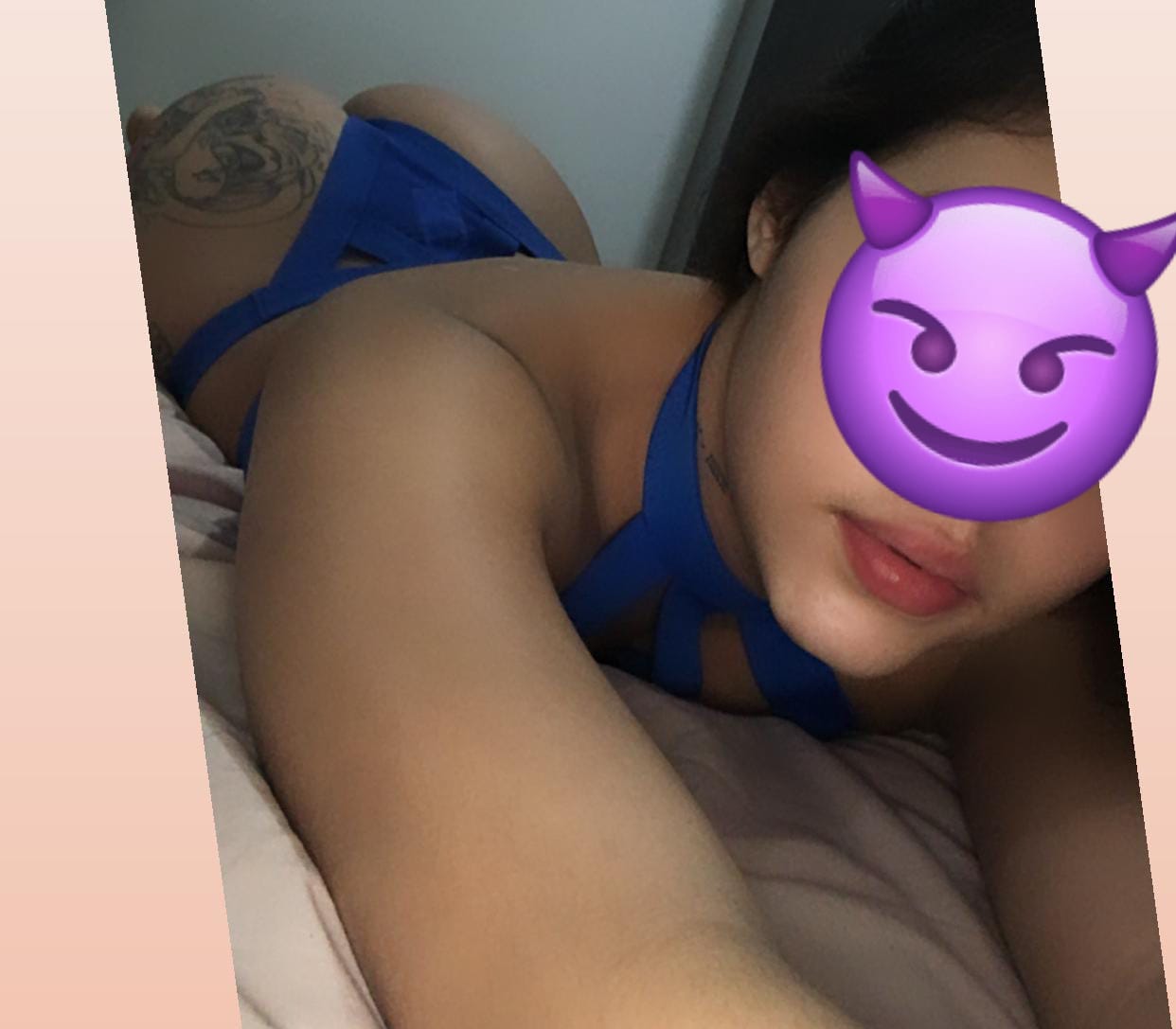 Latina en busca de diversión